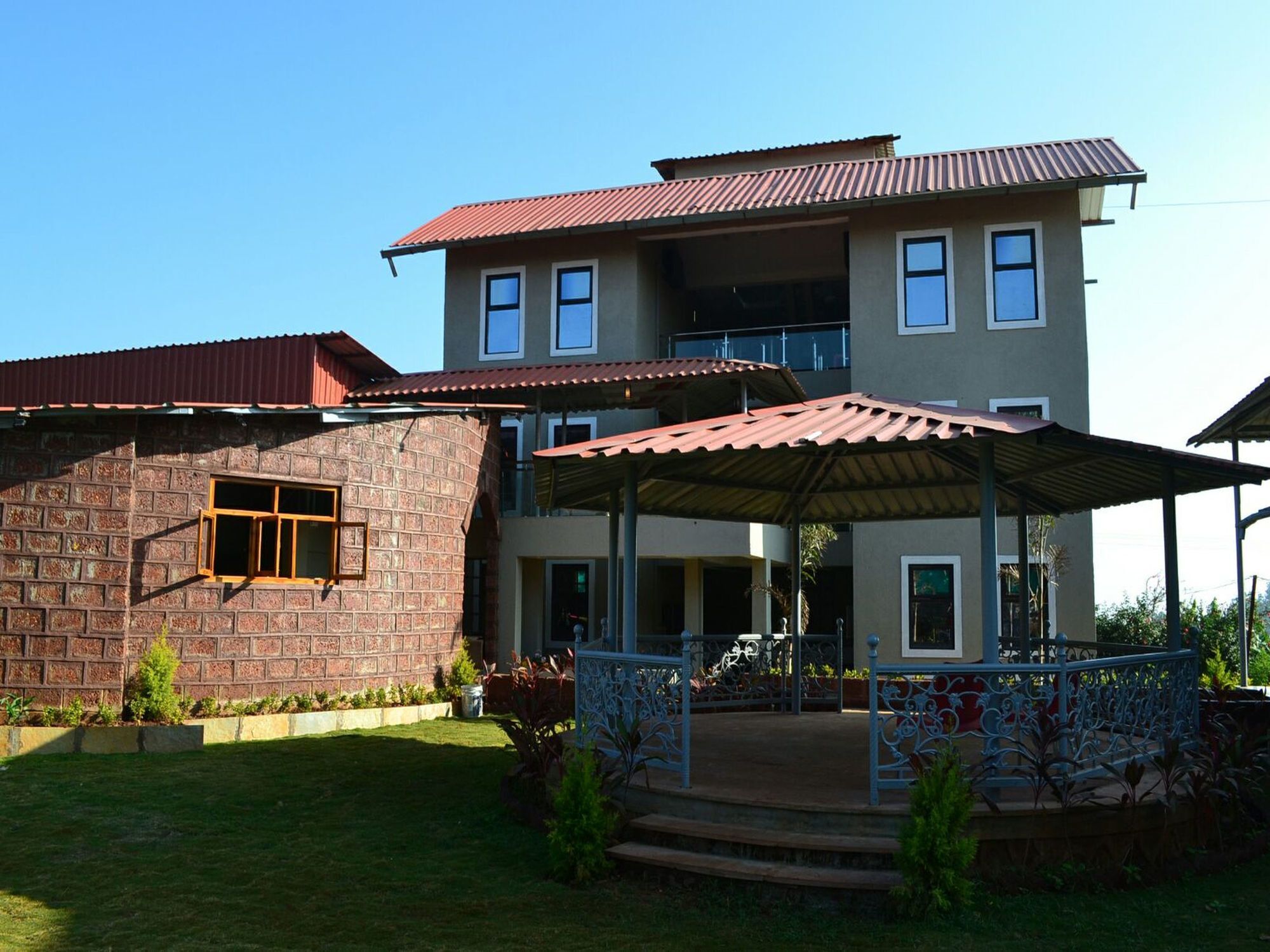 Oyo 11898 Hotel Vhyomaan Mahābaleshwar Eksteriør bilde